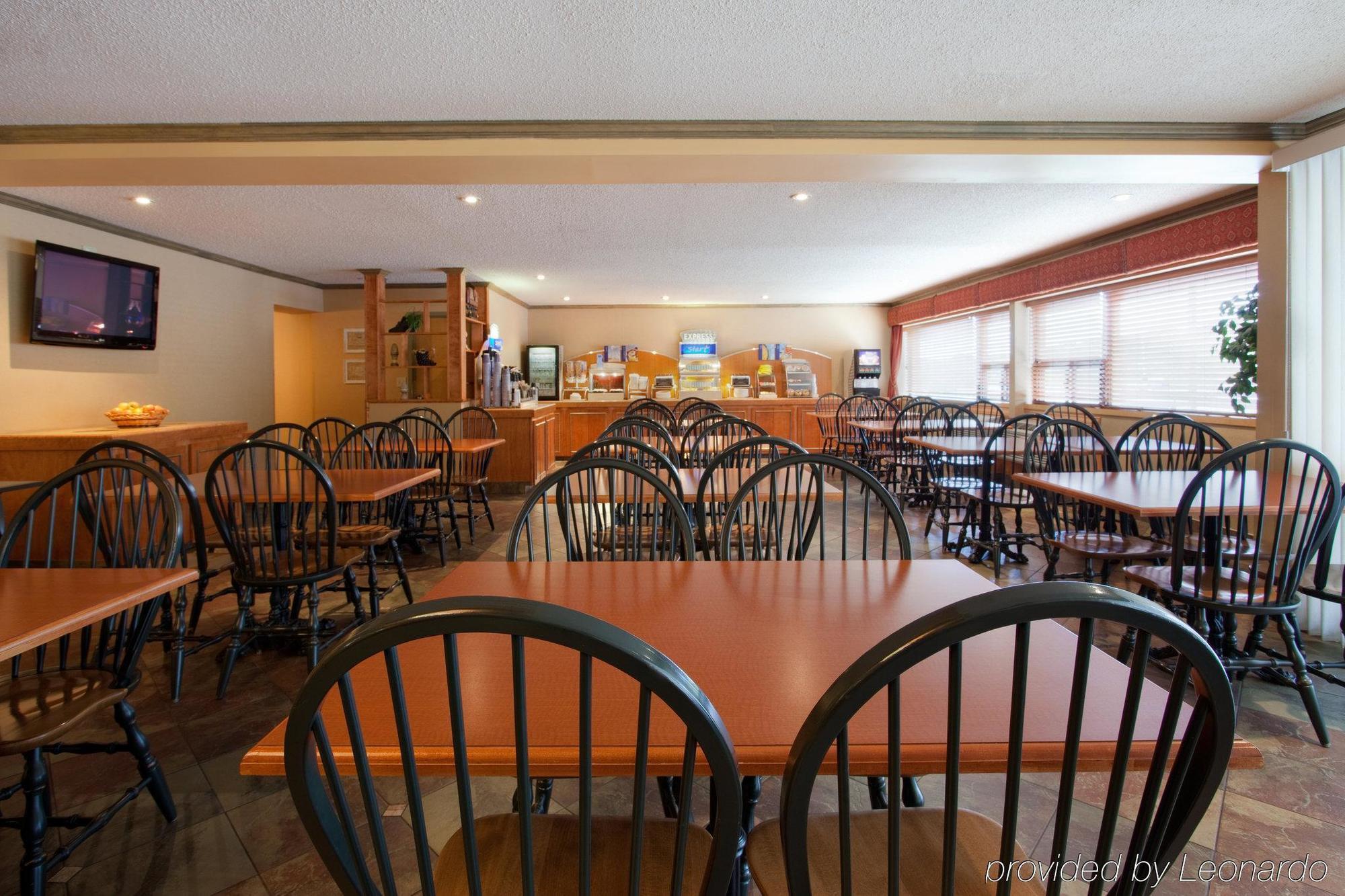 Holiday Inn Express Hotel & Suites Saint John Harbour Side By Ihg Extérieur photo